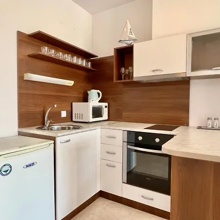 Apartment Lighthouse - Private - Bsr -2 *